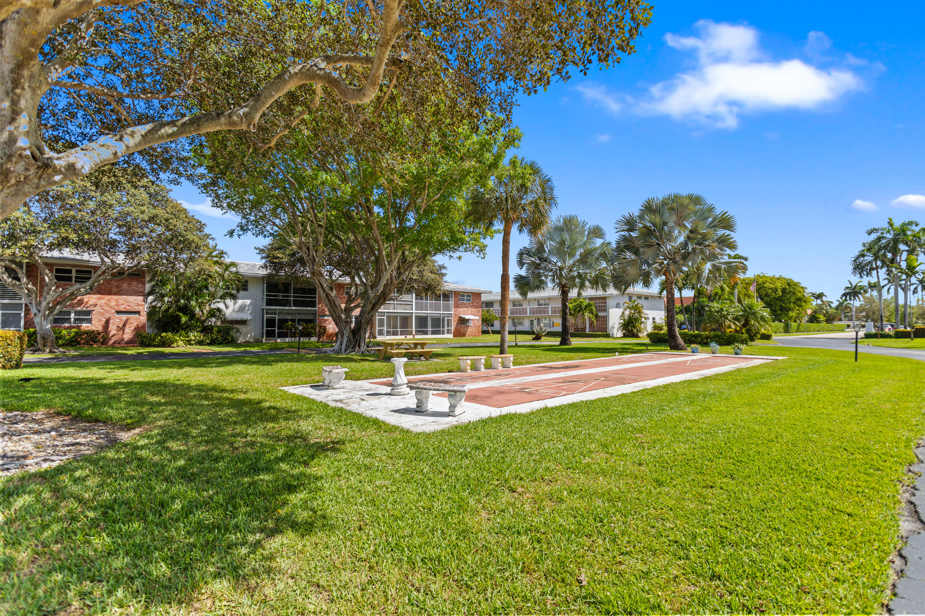 30 Southeast 13th Street, Unit B3 Boca Raton, FL 33432 - Photo 21 of 30 585A8051