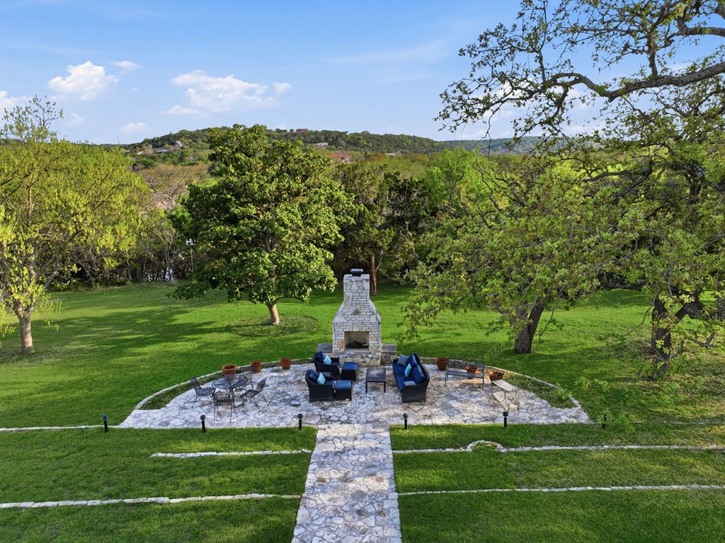 125 West Mauk Road Ingram, TX 78025 - Photo 11 of 45