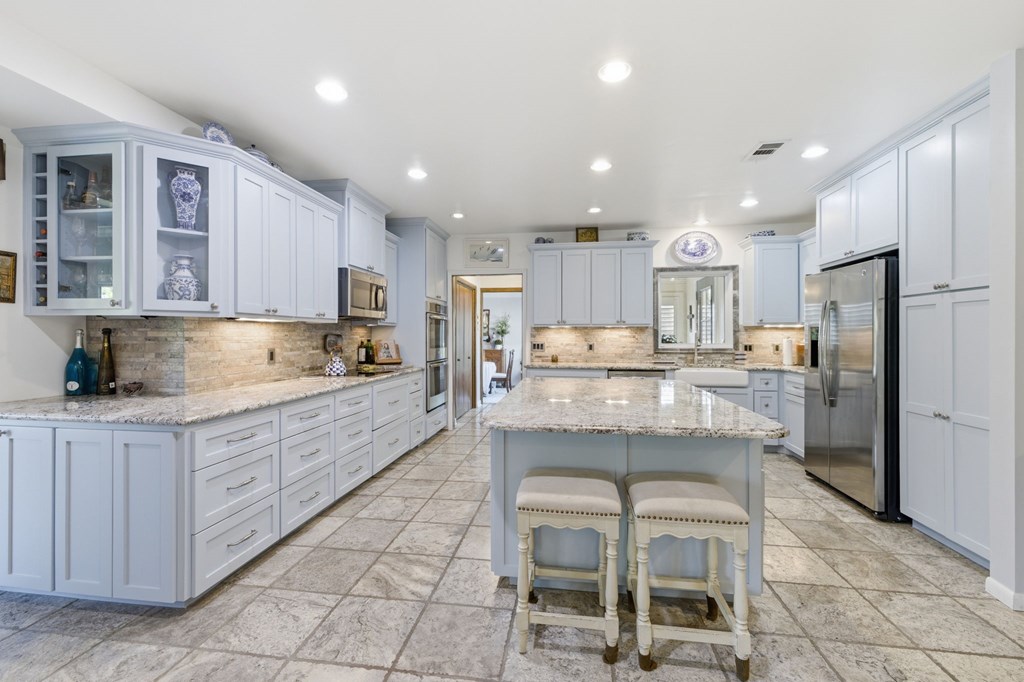 125 West Mauk Road Ingram, TX 78025 - Photo 20 of 45