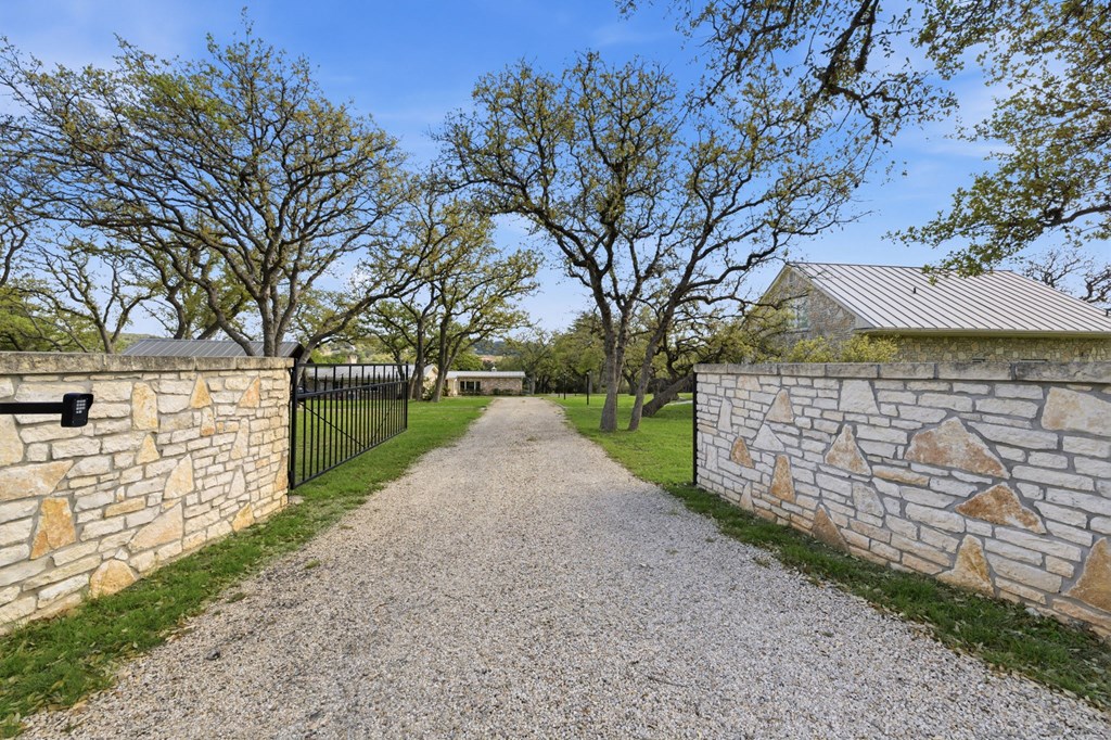 125 West Mauk Road Ingram, TX 78025 - Photo 2 of 45 Gated Entrance