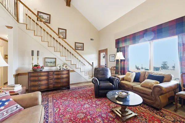 $1,900,000 | 125 West Mauk Road, Ingram, TX 78025