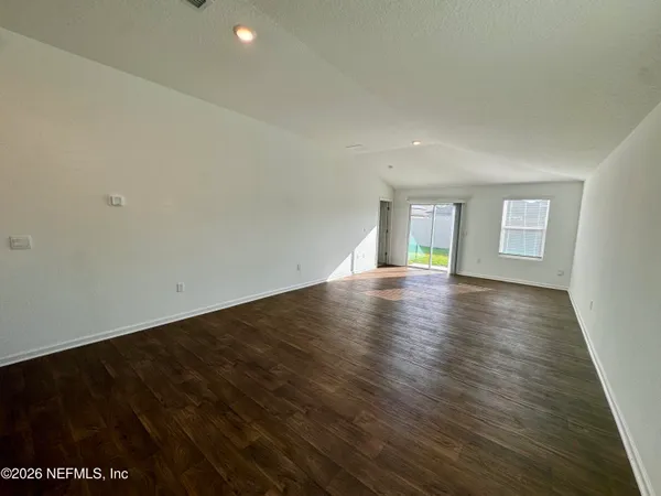 $2,100 | 12629 European Beech Road, Jacksonville, FL 32218