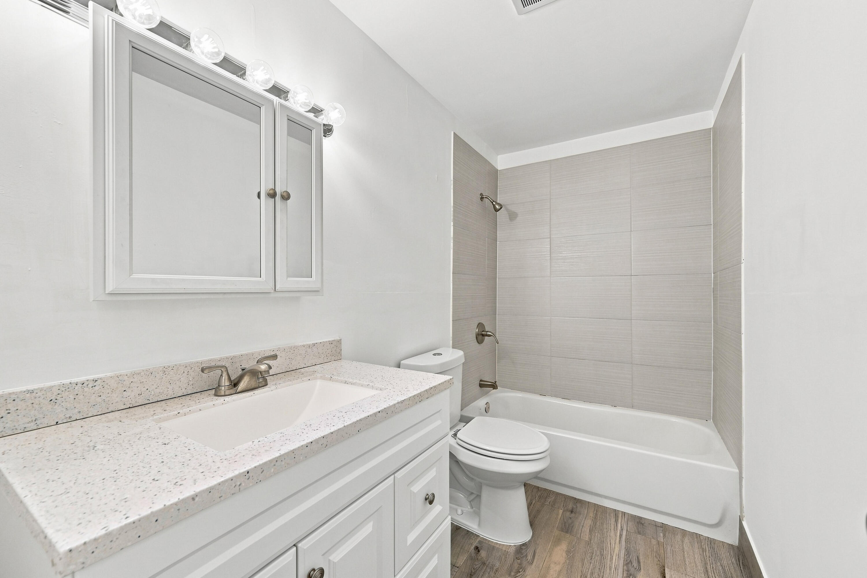 9734 Alaska Circle Boca Raton, FL 33434 - Photo 9 of 28 24_stl_9757