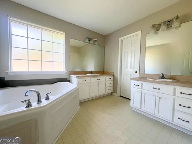 $2,100 | 104 Sugar Maple Way, Kingsland, GA 31548