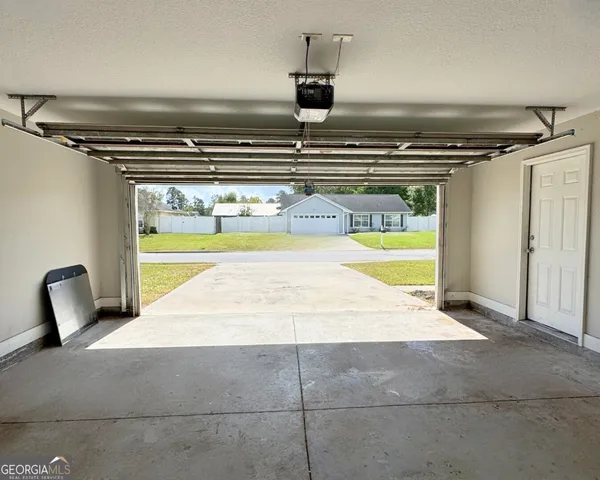 $2,100 | 104 Sugar Maple Way, Kingsland, GA 31548