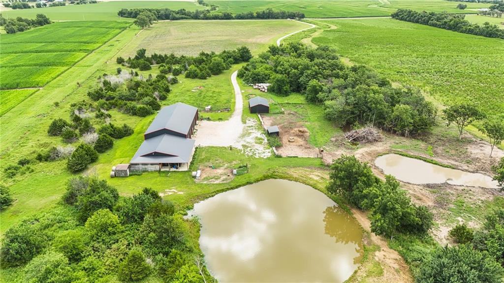 2216 Eisenhower Road Ottawa, KS 66067 - Photo 45 of 54