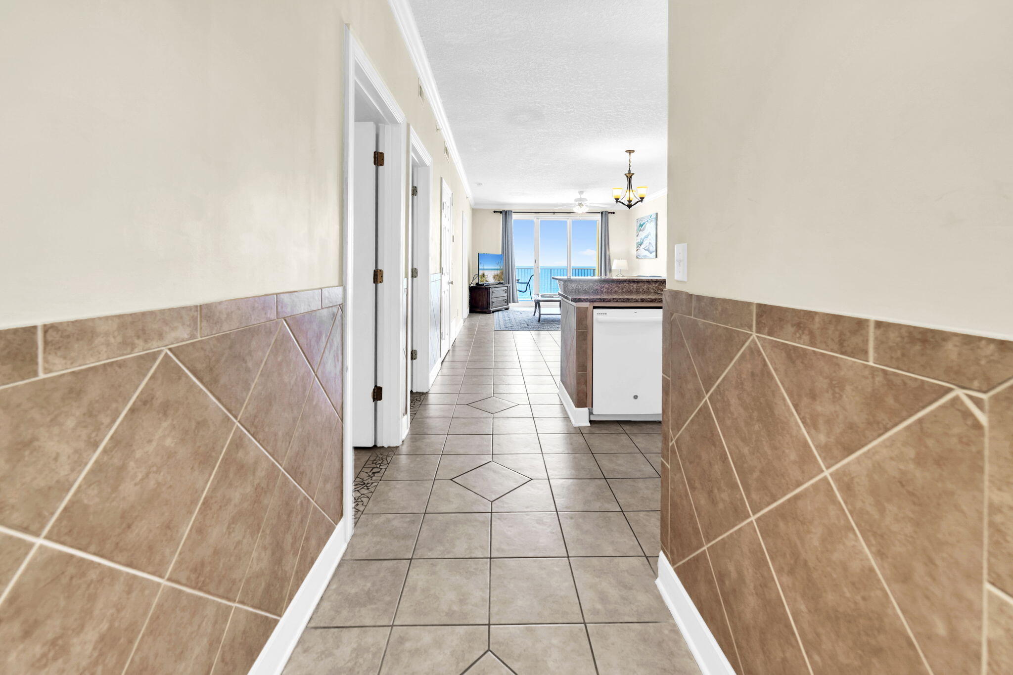 17545 Front Beach Road, Unit 1108 Panama City Beach, FL 32413 - Photo 25 of 43 Foyer