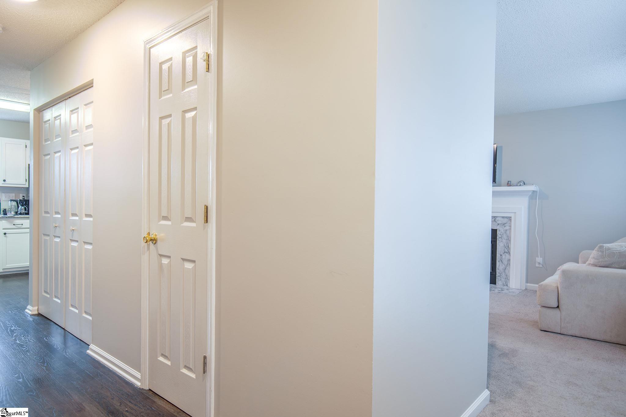 423 Griffin Road Simpsonville, SC 29680 - Photo 7 of 25 Gallery Image 7