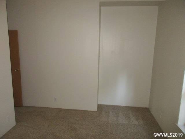 173 Cedar Lane Gates, OR 97346 - Photo 7 of 16