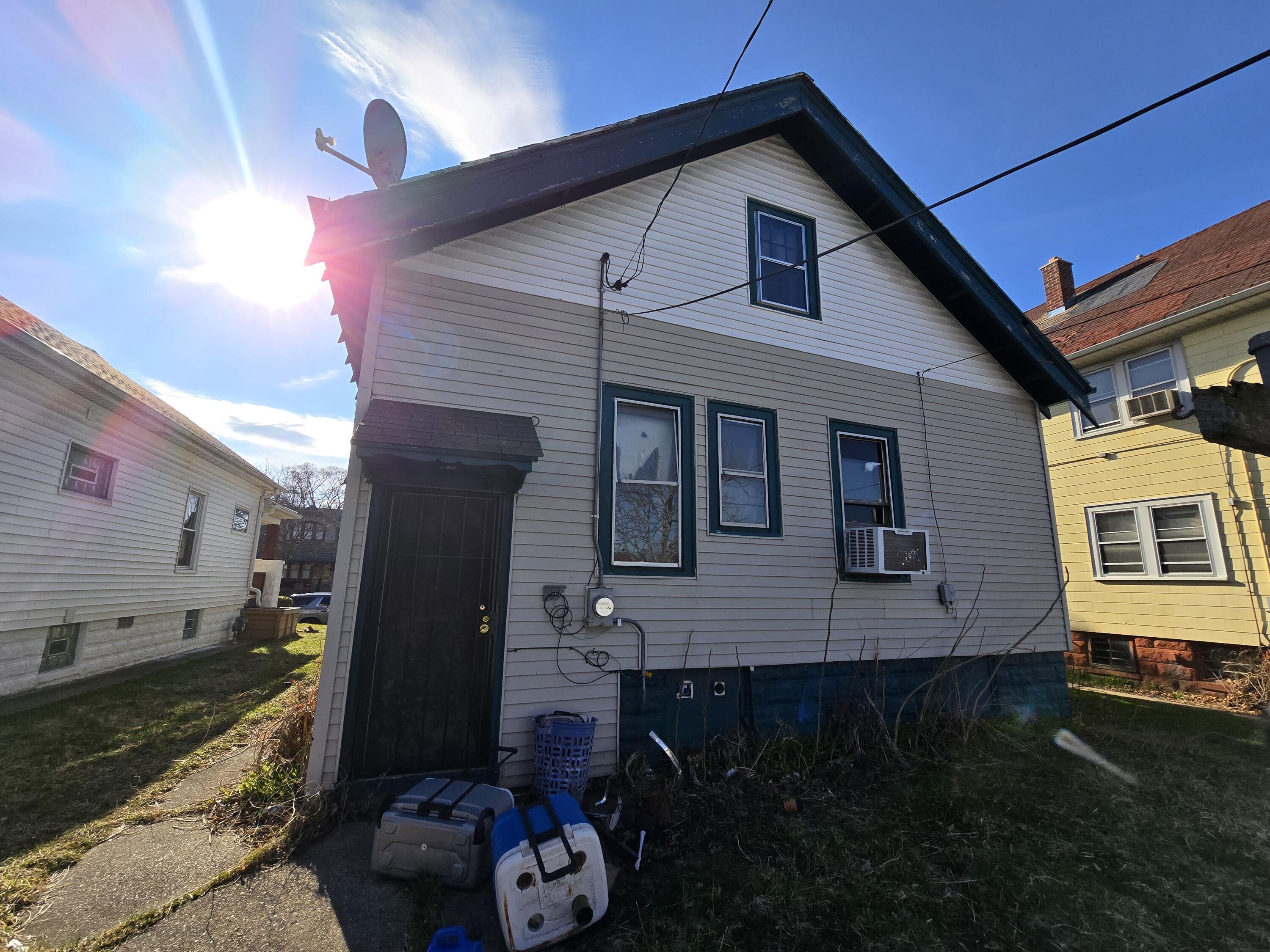 3532 North 22nd Street Milwaukee, WI 53206 - Photo 5 of 6 20260408_164432