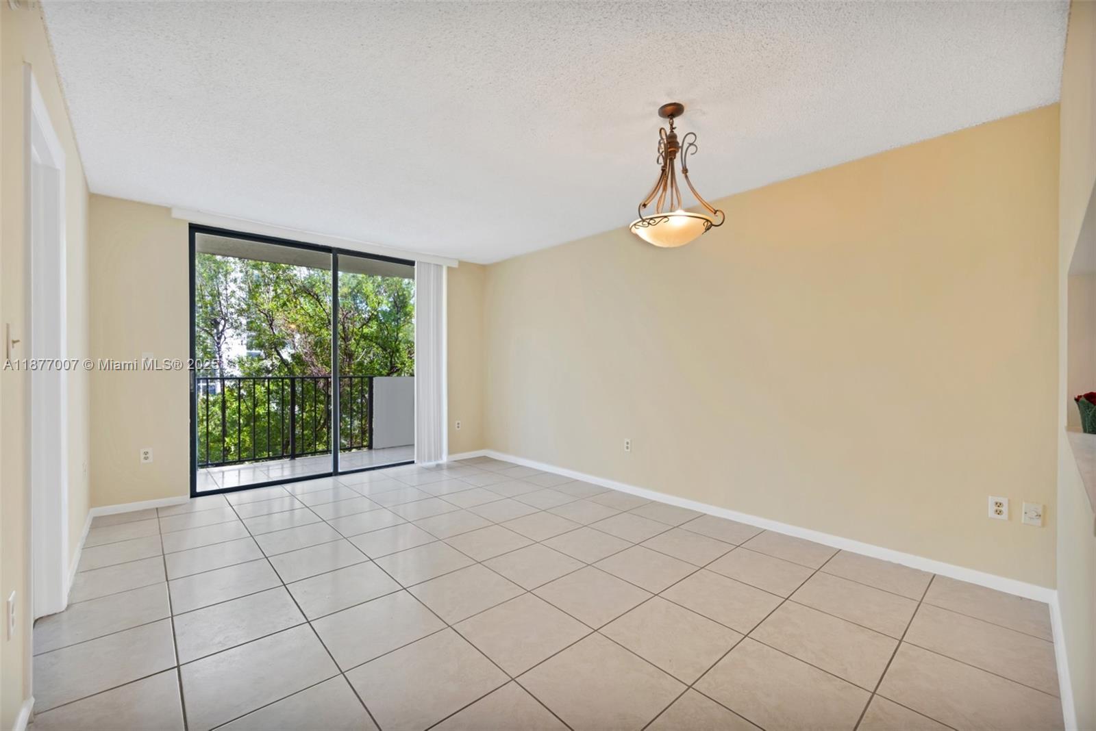 1673 Bay Road, Unit 403 Miami Beach, FL 33139 - Photo 1 of 22 Gallery Image 1