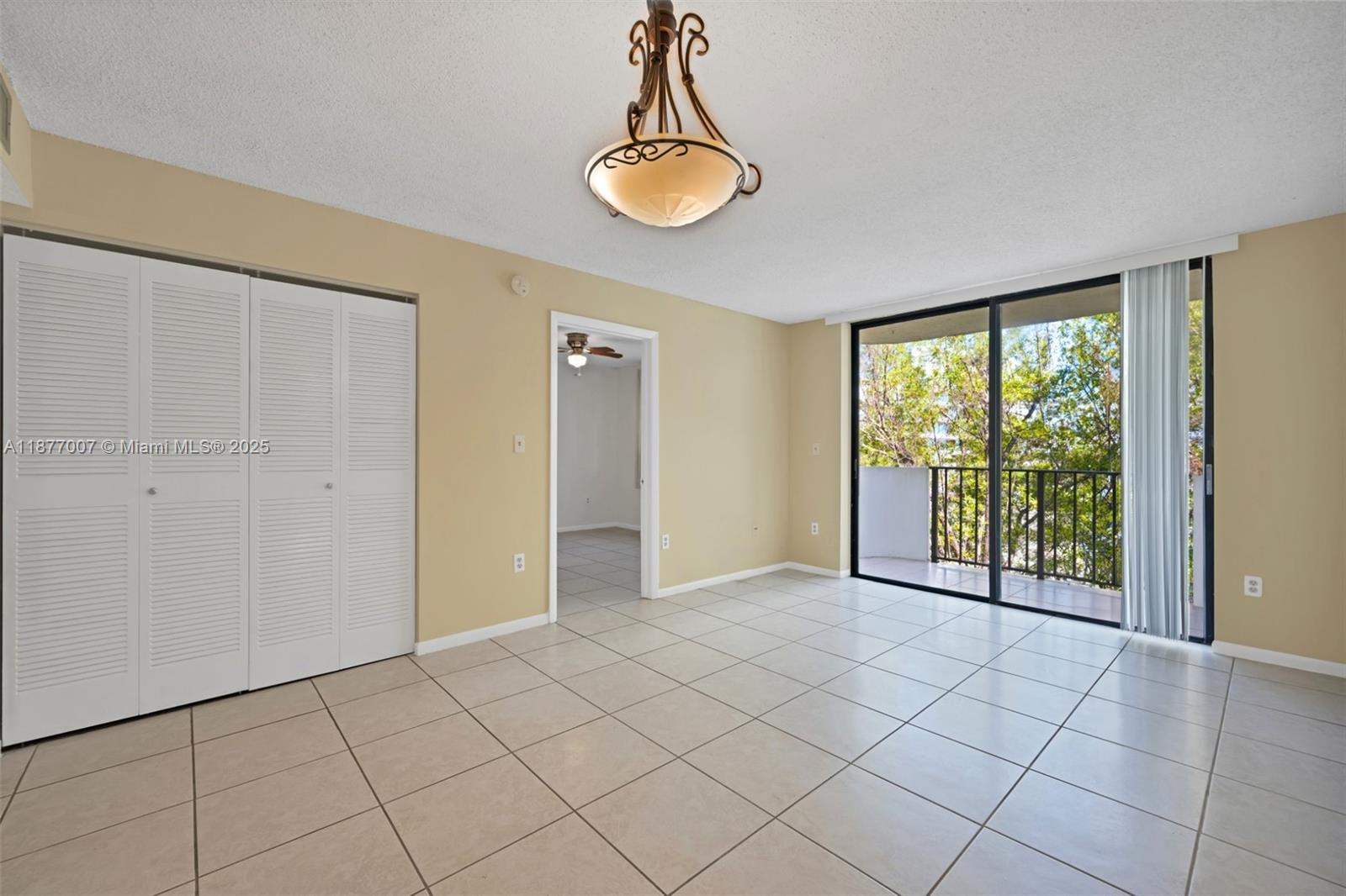 1673 Bay Road, Unit 403 Miami Beach, FL 33139 - Photo 2 of 22 Gallery Image 2