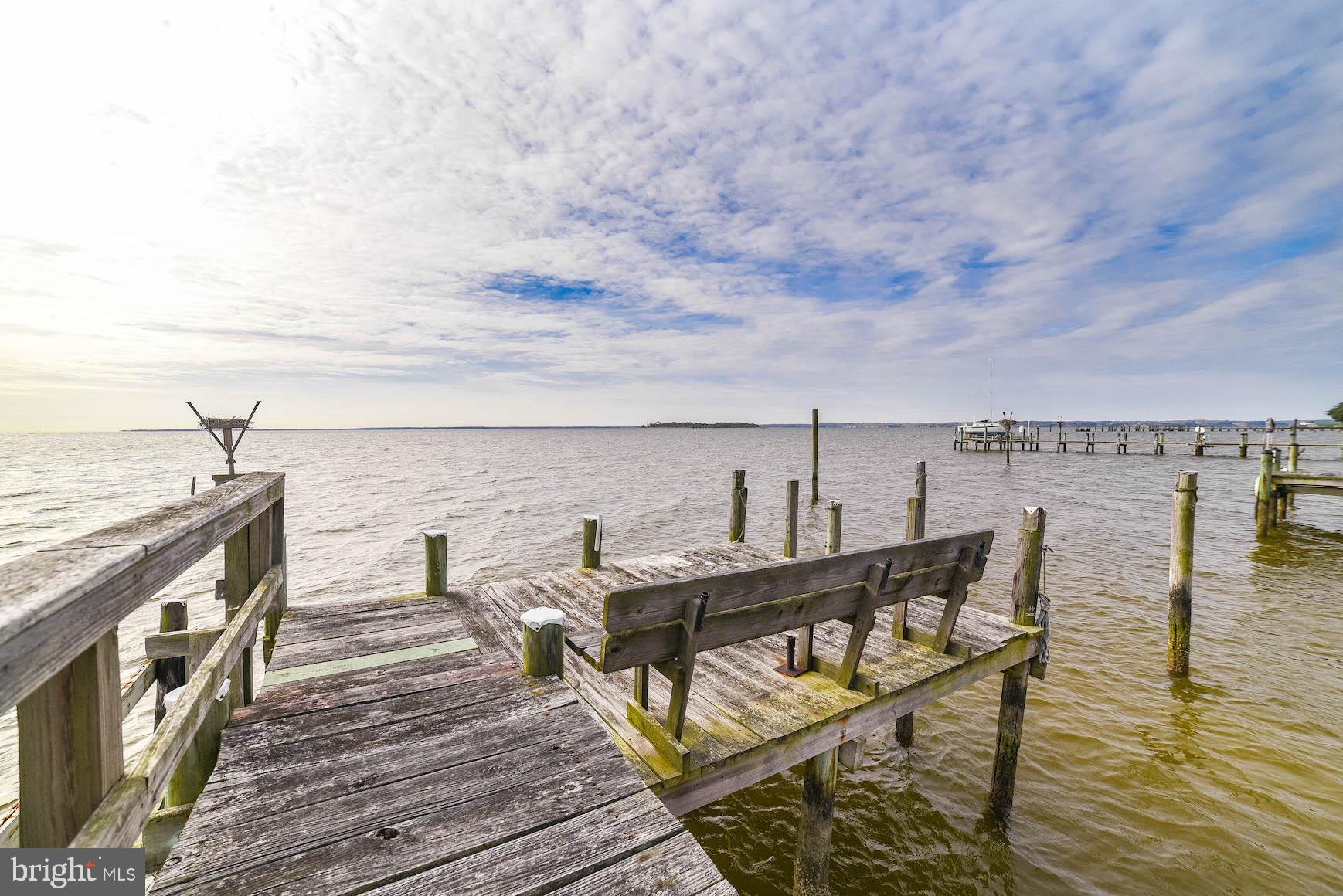 38455 Bayview Road Coltons Point, MD 20626 - Photo 14 of 77 Pier with builtin bench
