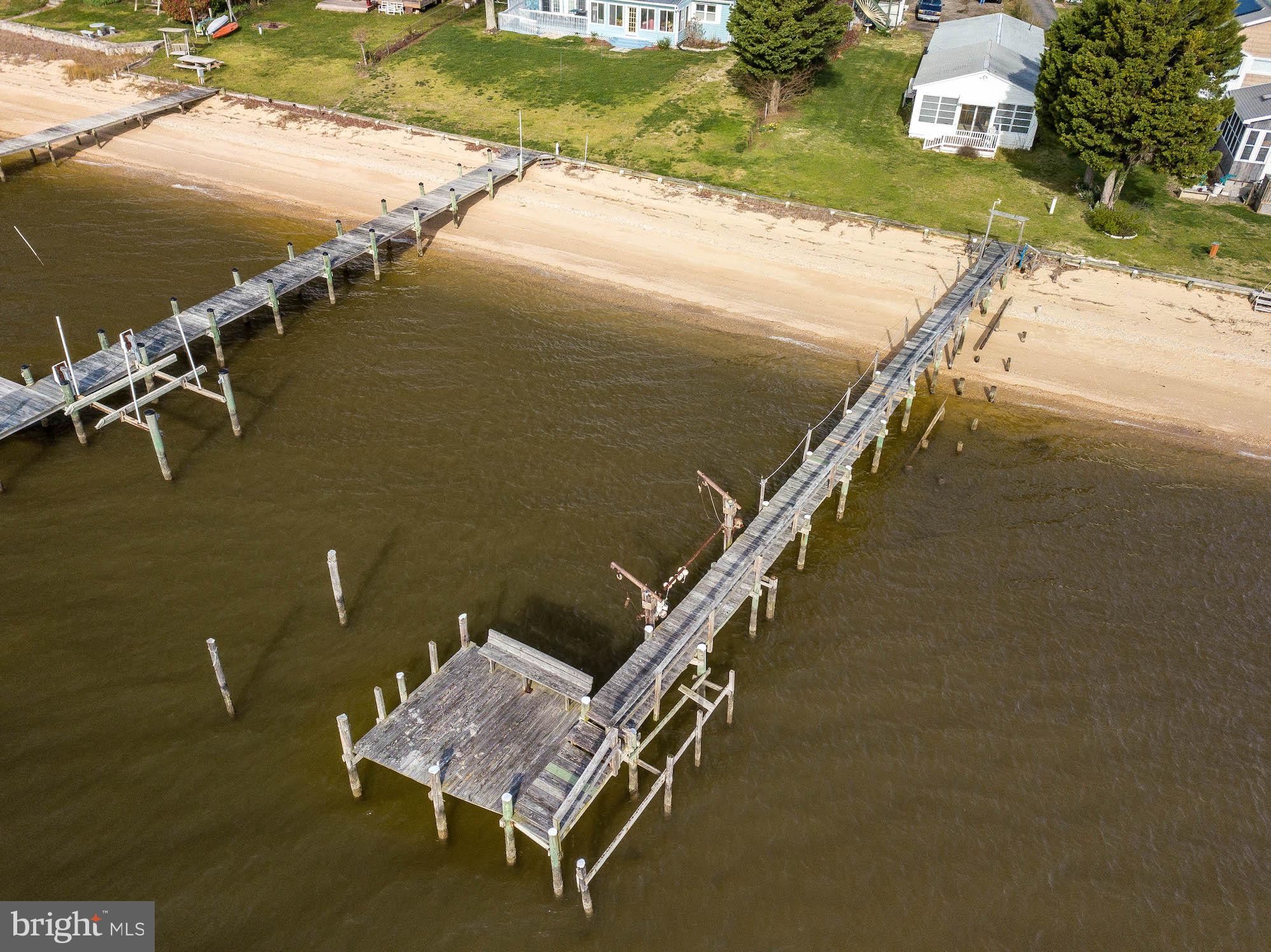 38455 Bayview Road Coltons Point, MD 20626 - Photo 72 of 77 Pier and beach from above