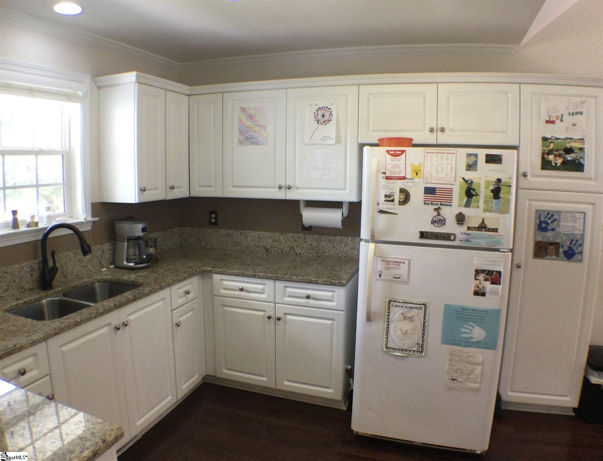 14 Knight Road Gray Court, SC 29645 - Photo 6 of 24