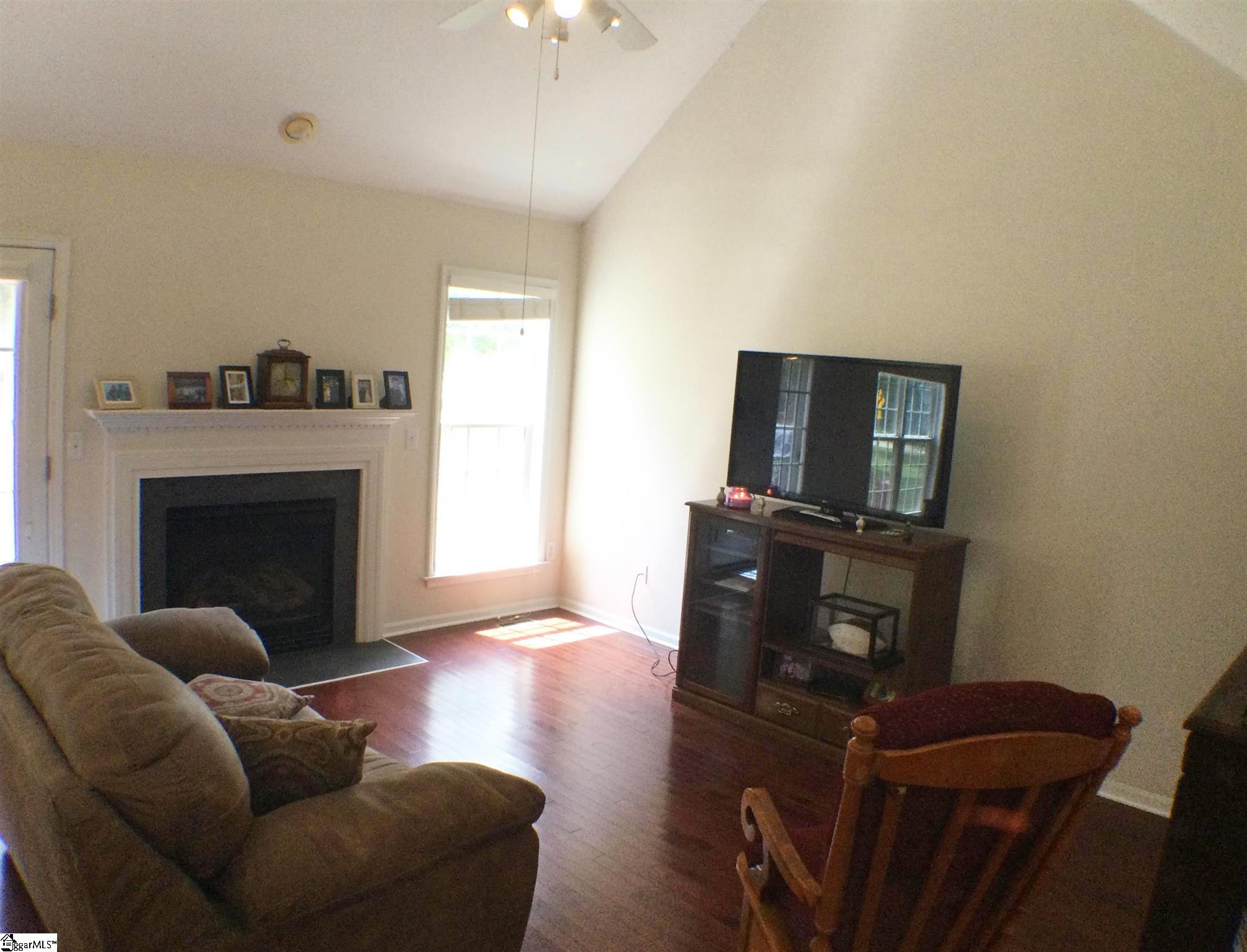 14 Knight Road Gray Court, SC 29645 - Photo 10 of 24