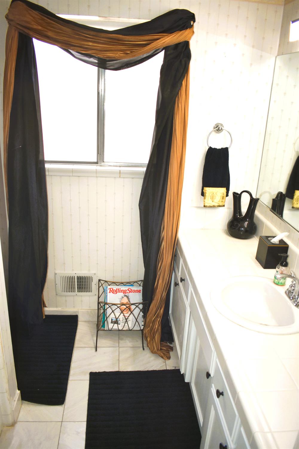 3109 Fredericksburg Way Modesto, CA 95355 - Photo 21 of 32 a view of living room with furniture and a window