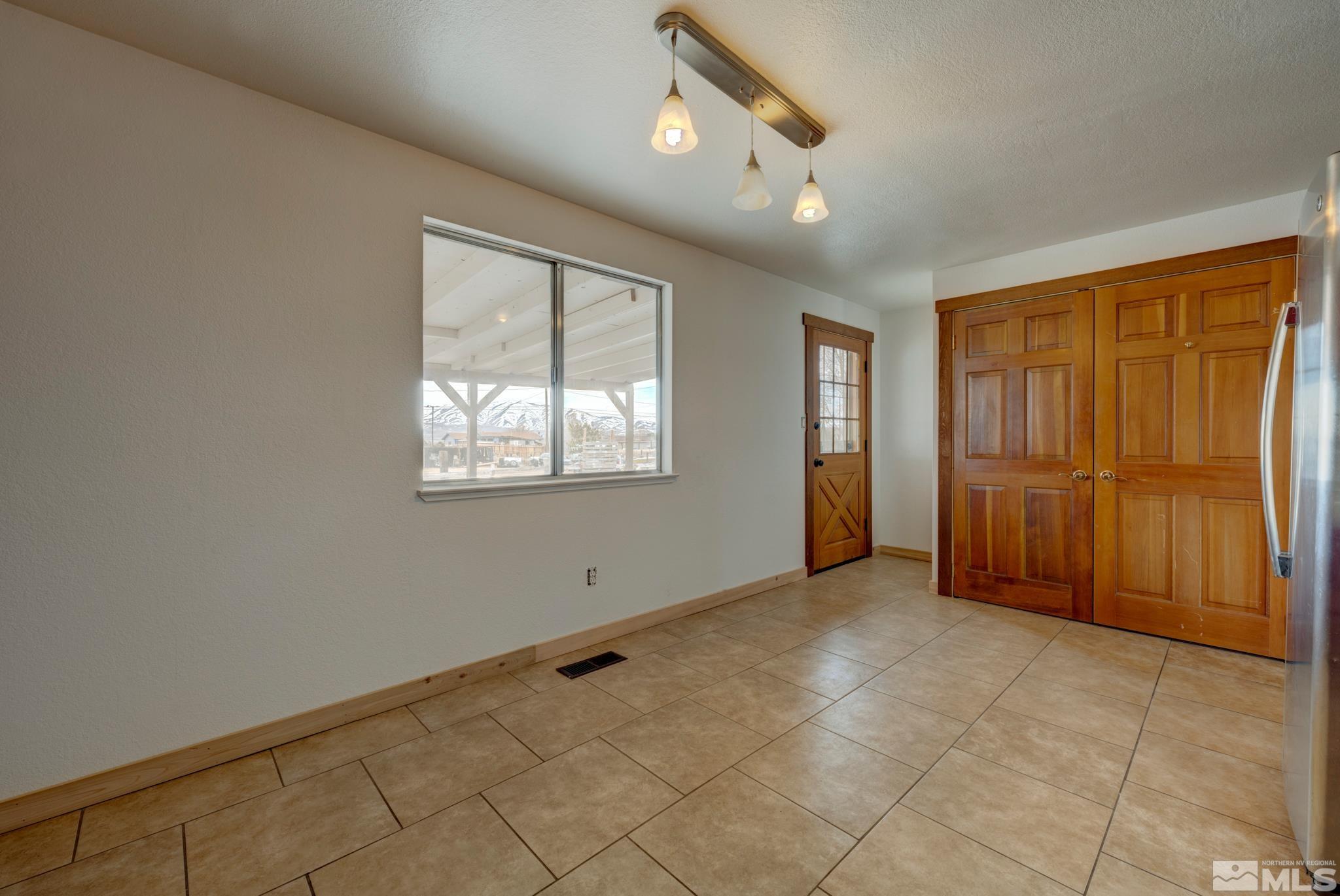 11580 Overland Road Reno, NV 89506 - Photo 17 of 25 Photo 17