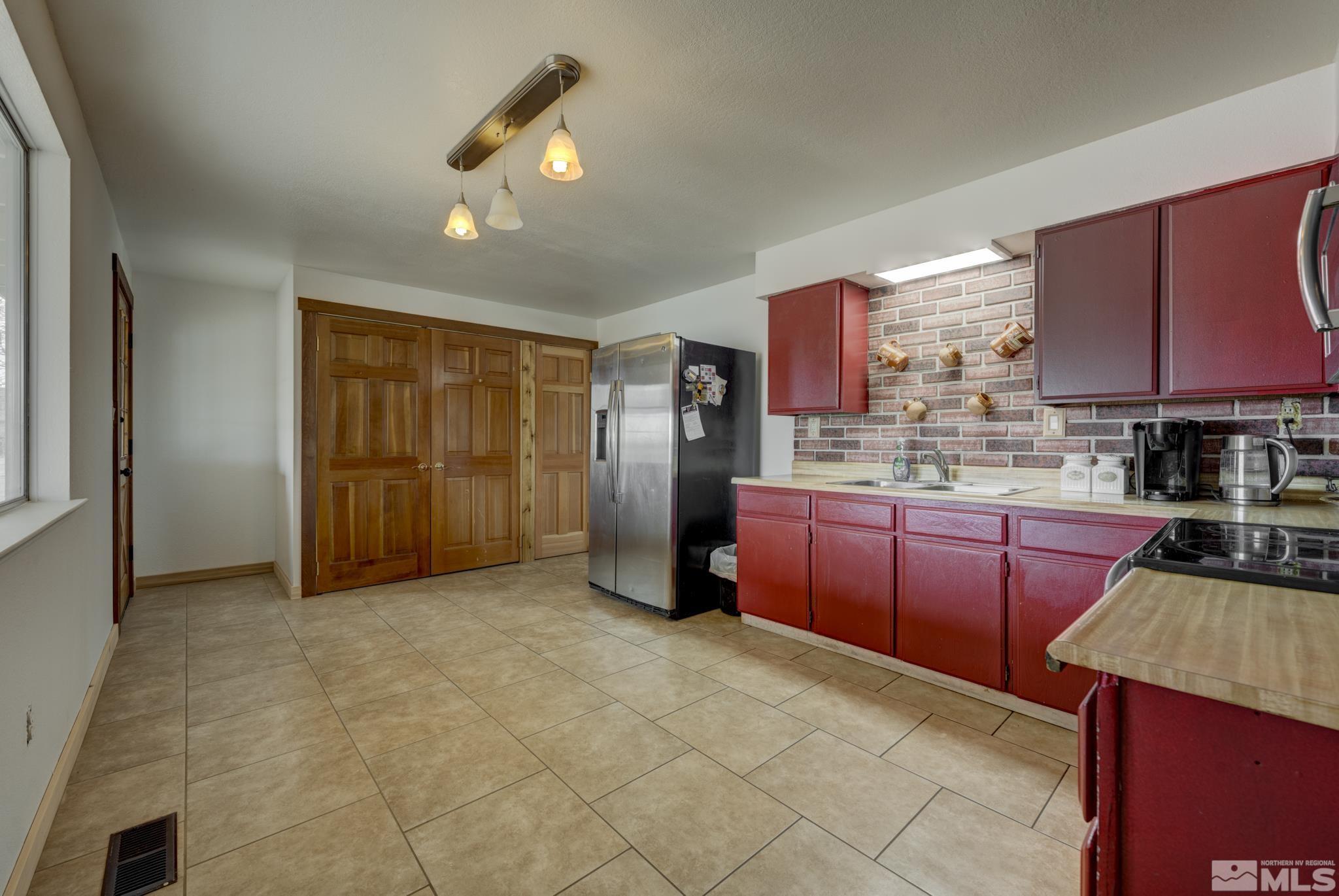 11580 Overland Road Reno, NV 89506 - Photo 8 of 25 Photo 8
