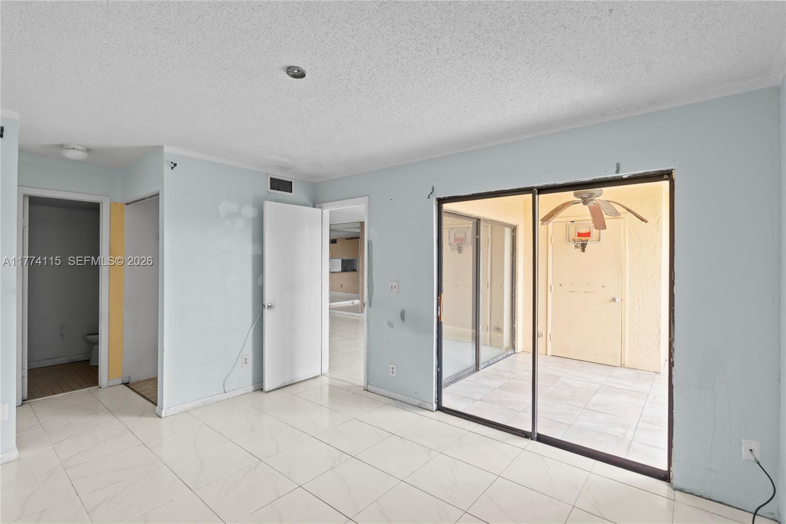 3199 Foxcroft Road, Unit 311 Miramar, FL 33025 - Photo 9 of 18 a view of an empty room