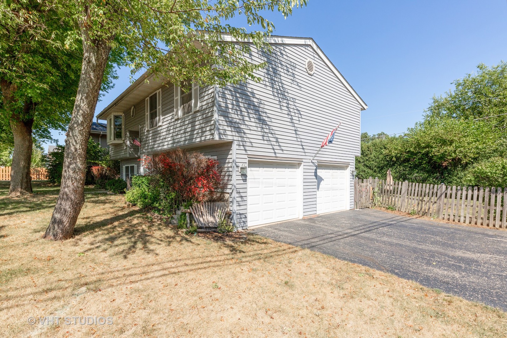 6608 Wander Way Cary, IL 60013 - Photo 2 of 14