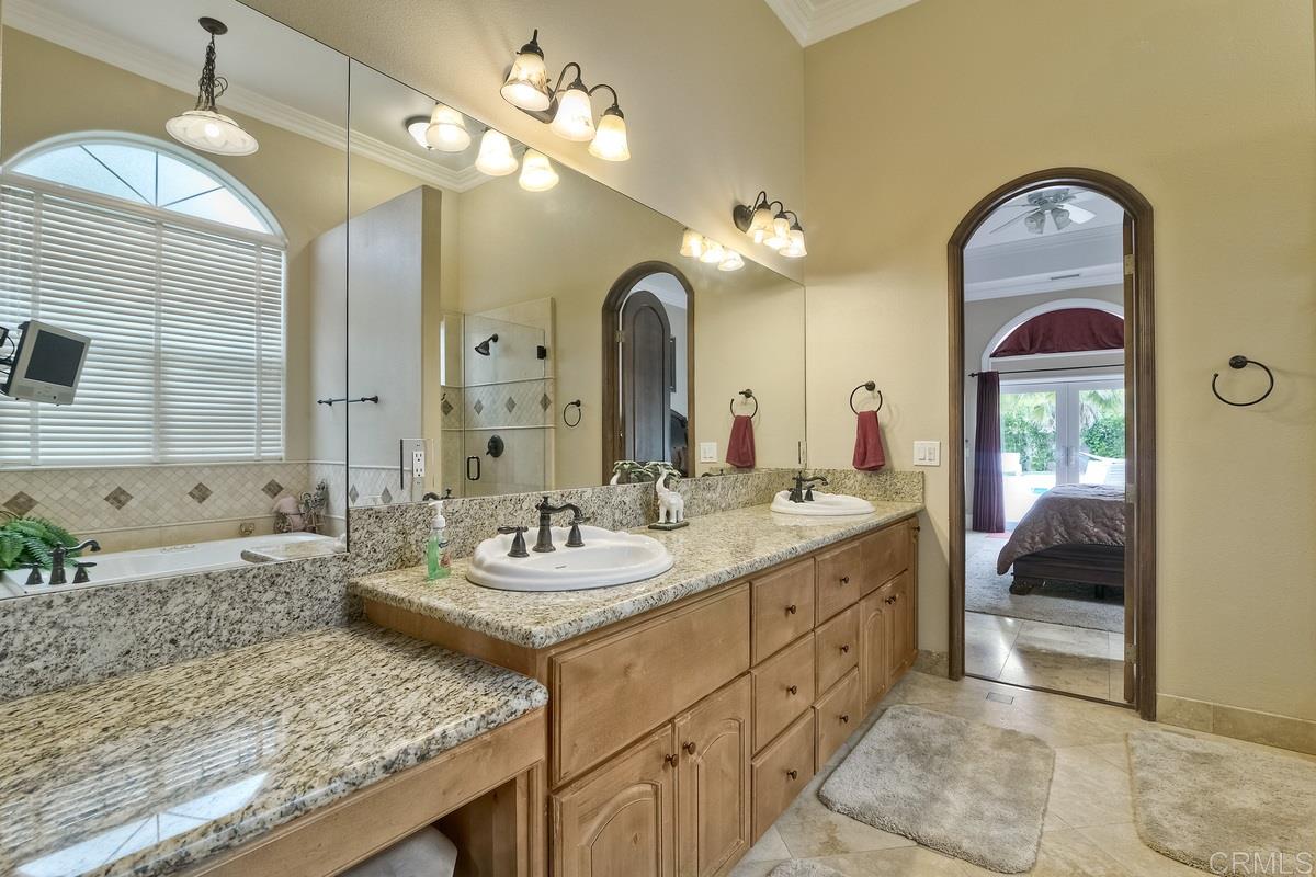 3636 Royal Road Vista, CA 92084 - Photo 11 of 22
