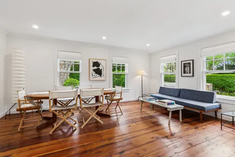 12 Jackson Street, East Hampton, NY 11937