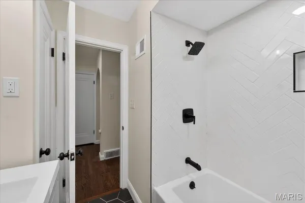 $400,000 | 3903 Prather Avenue, St. Louis, MO 63109