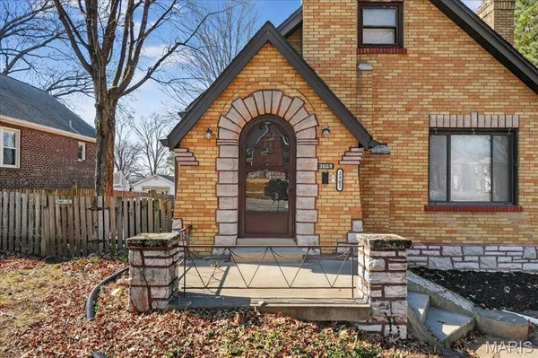 $400,000 | 3903 Prather Avenue, St. Louis, MO 63109