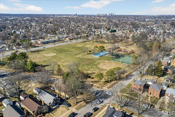 $400,000 | 3903 Prather Avenue, St. Louis, MO 63109