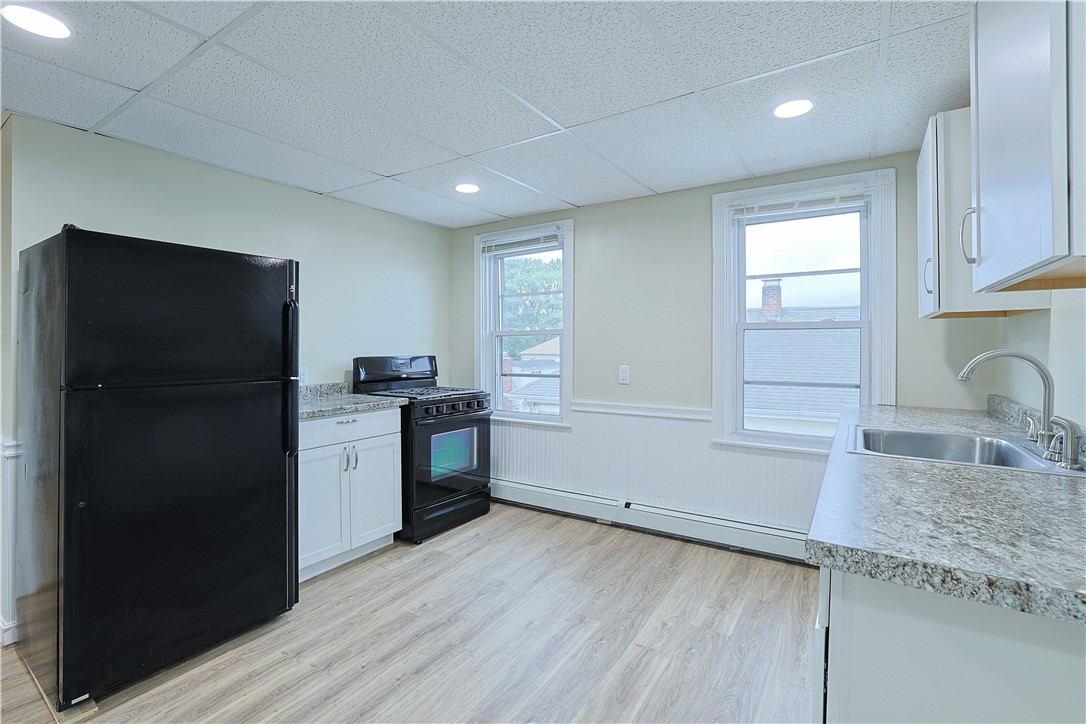 156 Urban Avenue, Unit 3 North Providence, RI 02904 - Photo 3 of 12