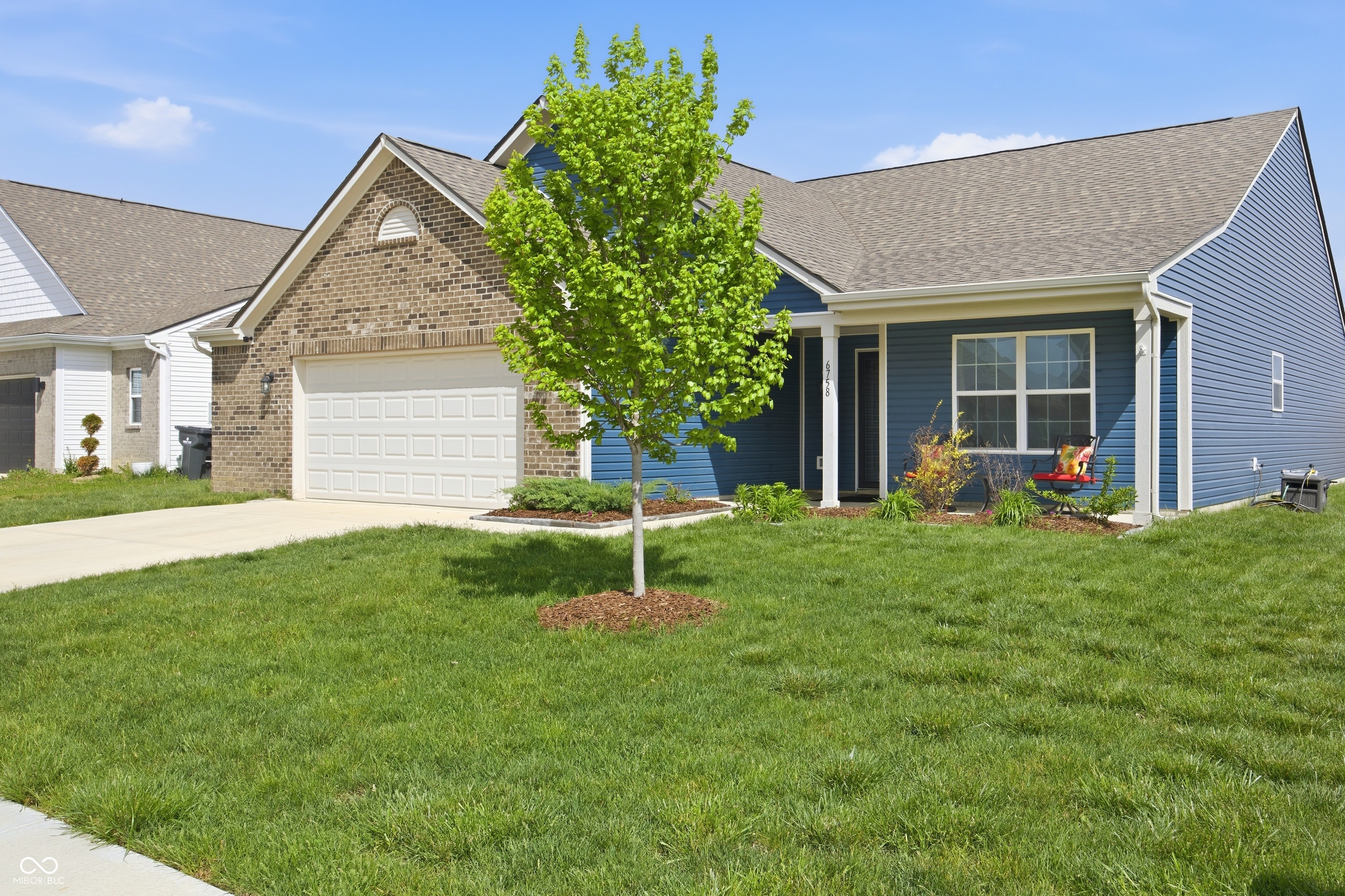 6758 Honeysuckle Way Pendleton, IN 46064 - Photo 2 of 35