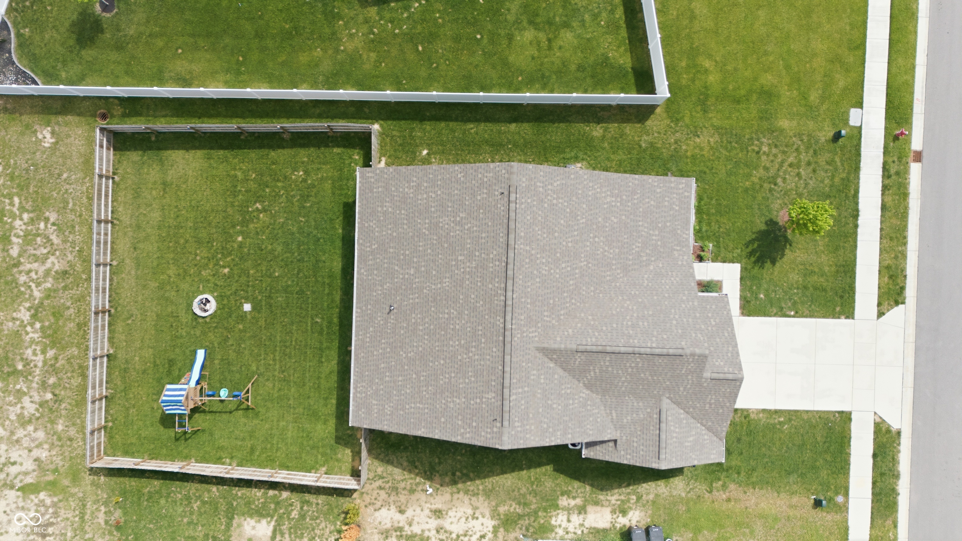 6758 Honeysuckle Way Pendleton, IN 46064 - Photo 31 of 35