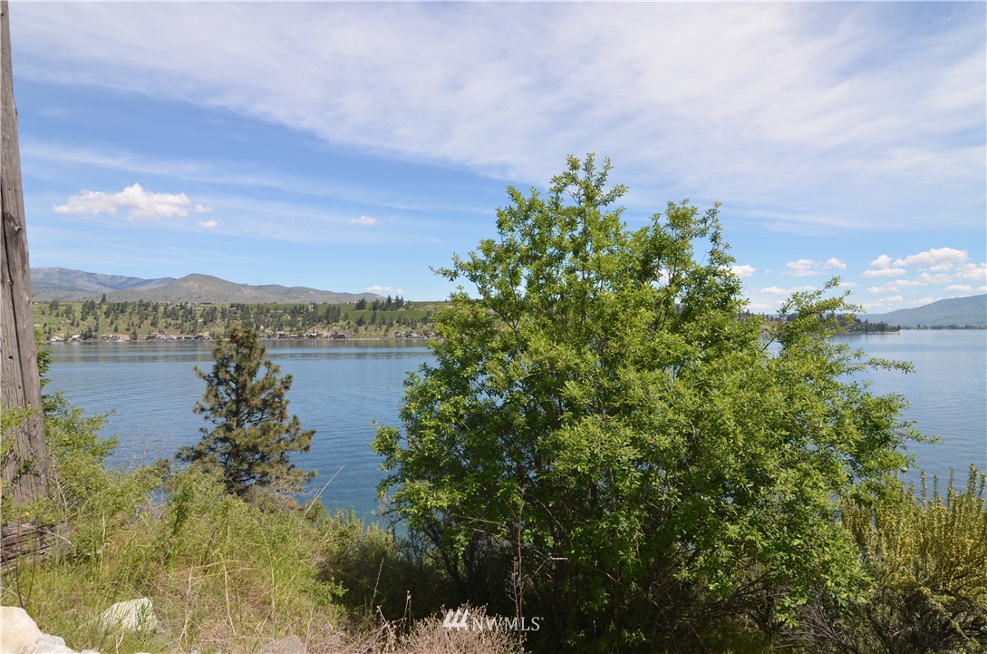 10700 South Lakeshore Road Chelan, WA 98816 - Photo 12 of 12 Gallery Image 12