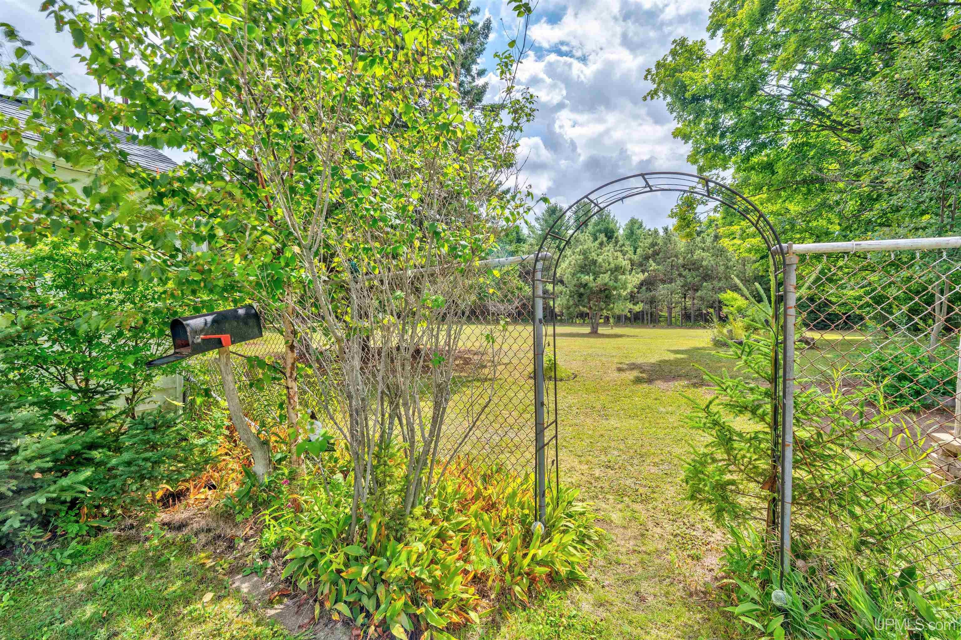 1820 Little Harbor Road Manistique, MI 49854 - Photo 49 of 88 Gallery Image 49