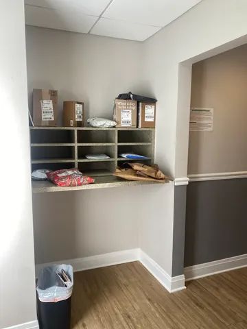 $325,000 | 440 West Mahogany Court, Unit 312, Palatine, IL 60067