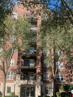 $325,000 | 440 West Mahogany Court, Unit 312, Palatine, IL 60067