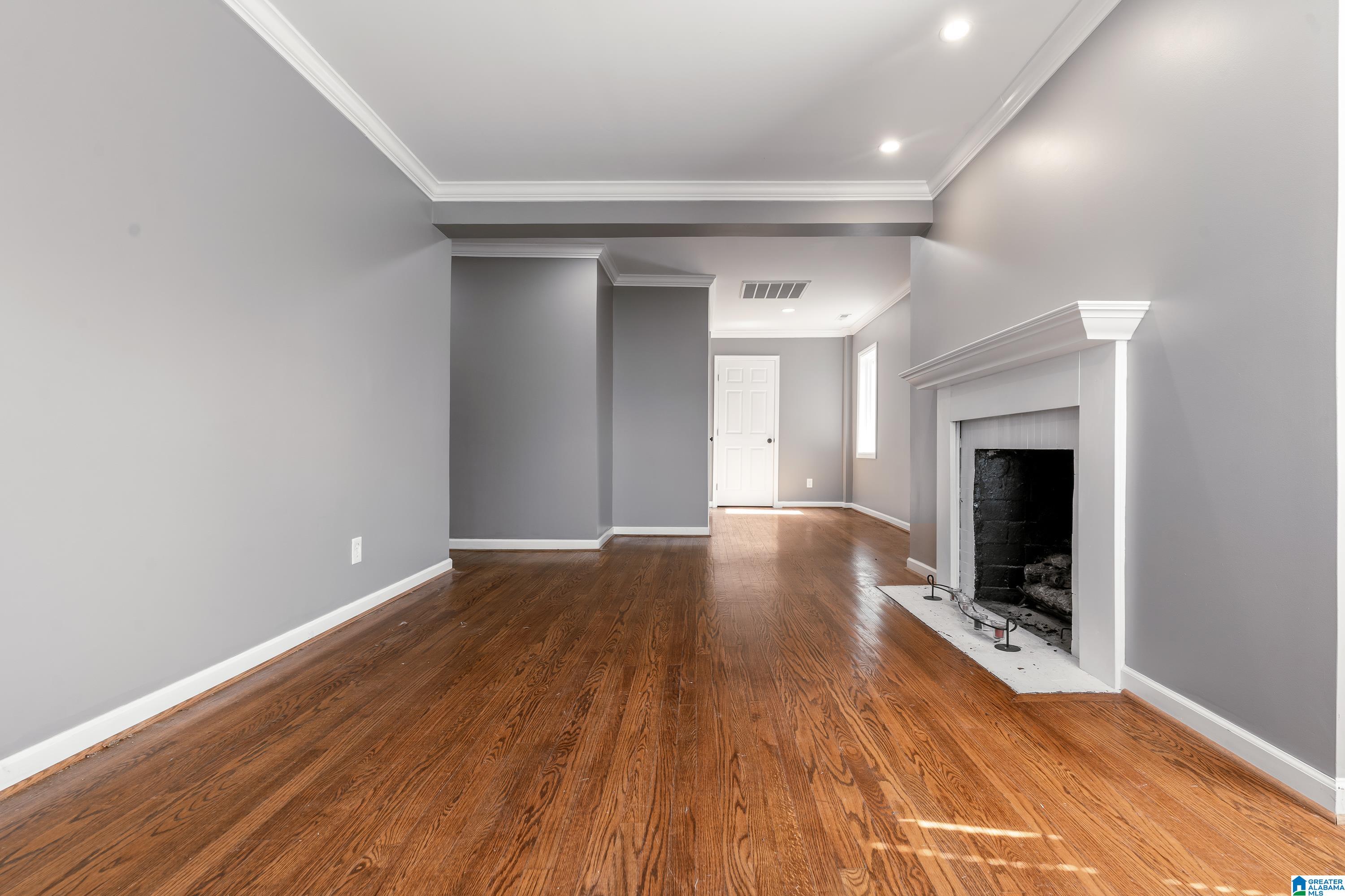 521 Shades Crest Road Birmingham, AL 35226 - Photo 5 of 45