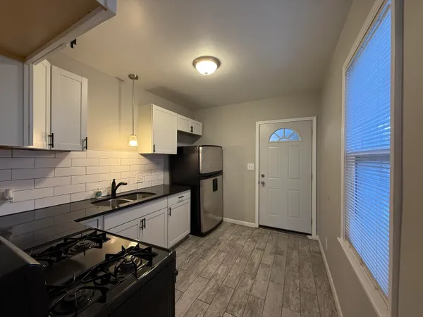 $1,600 | 349 Westminster Street, Detroit, MI 48202