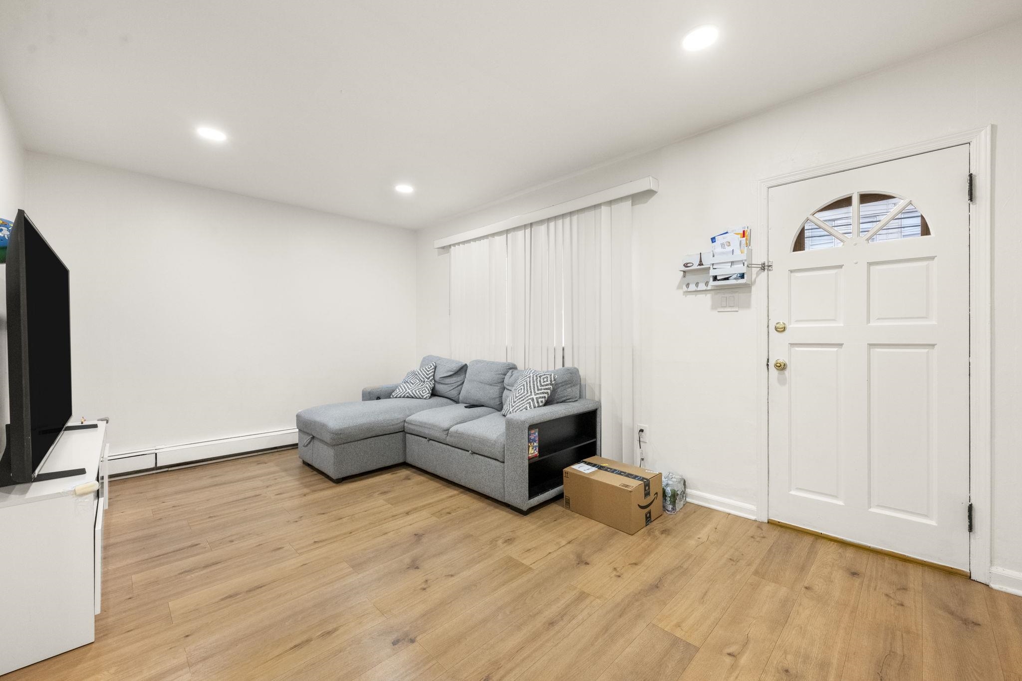 202 Devon Street Kearny, NJ 07032 - Photo 2 of 22