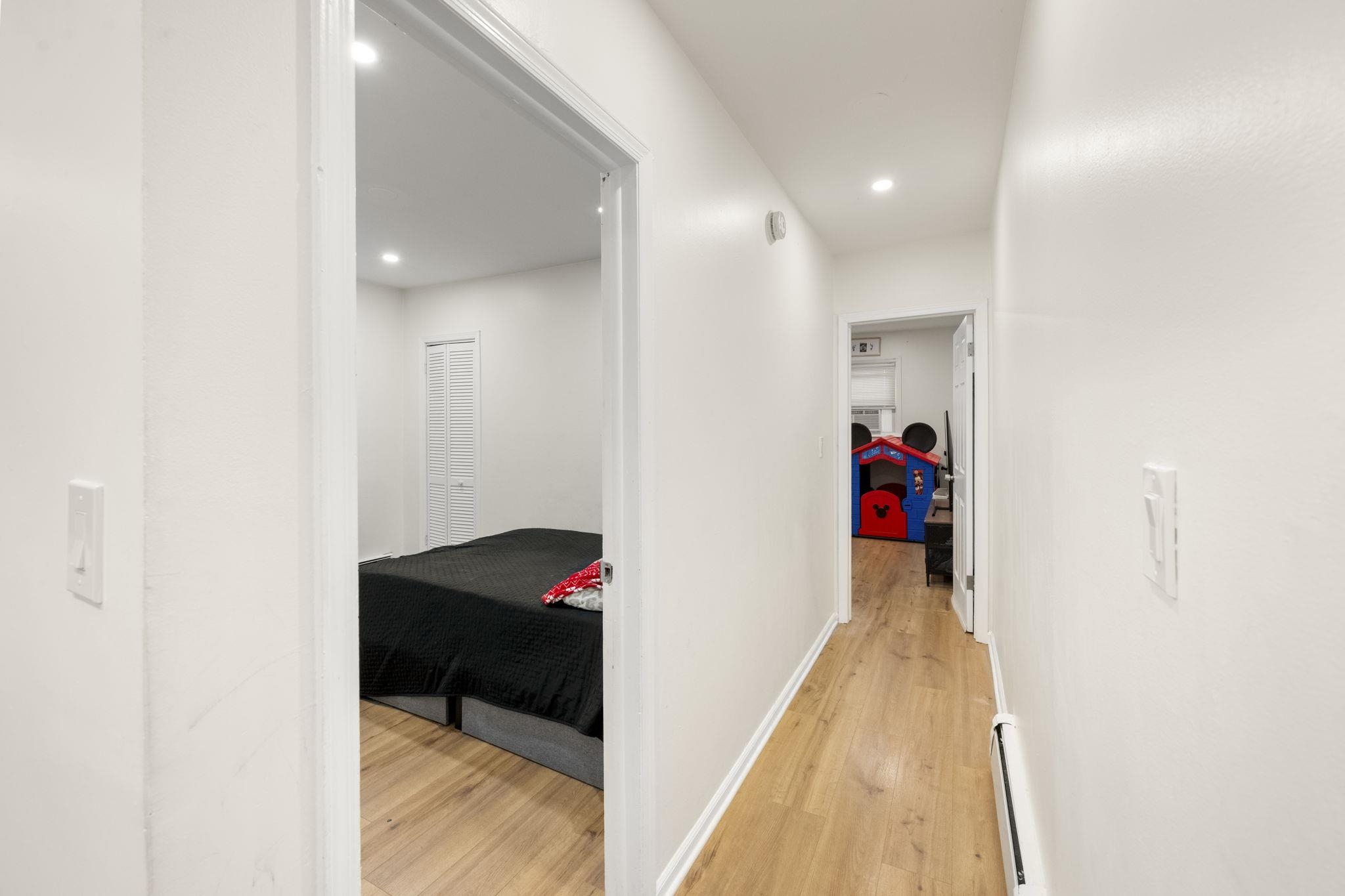 202 Devon Street Kearny, NJ 07032 - Photo 8 of 22