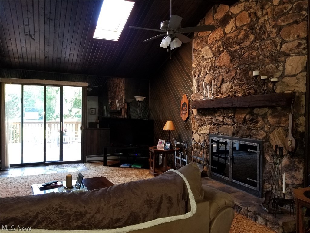 8610 Riverview Road Brecksville, OH 44141 - Photo 20 of 32 Stunning Great Room * You wont want to leave