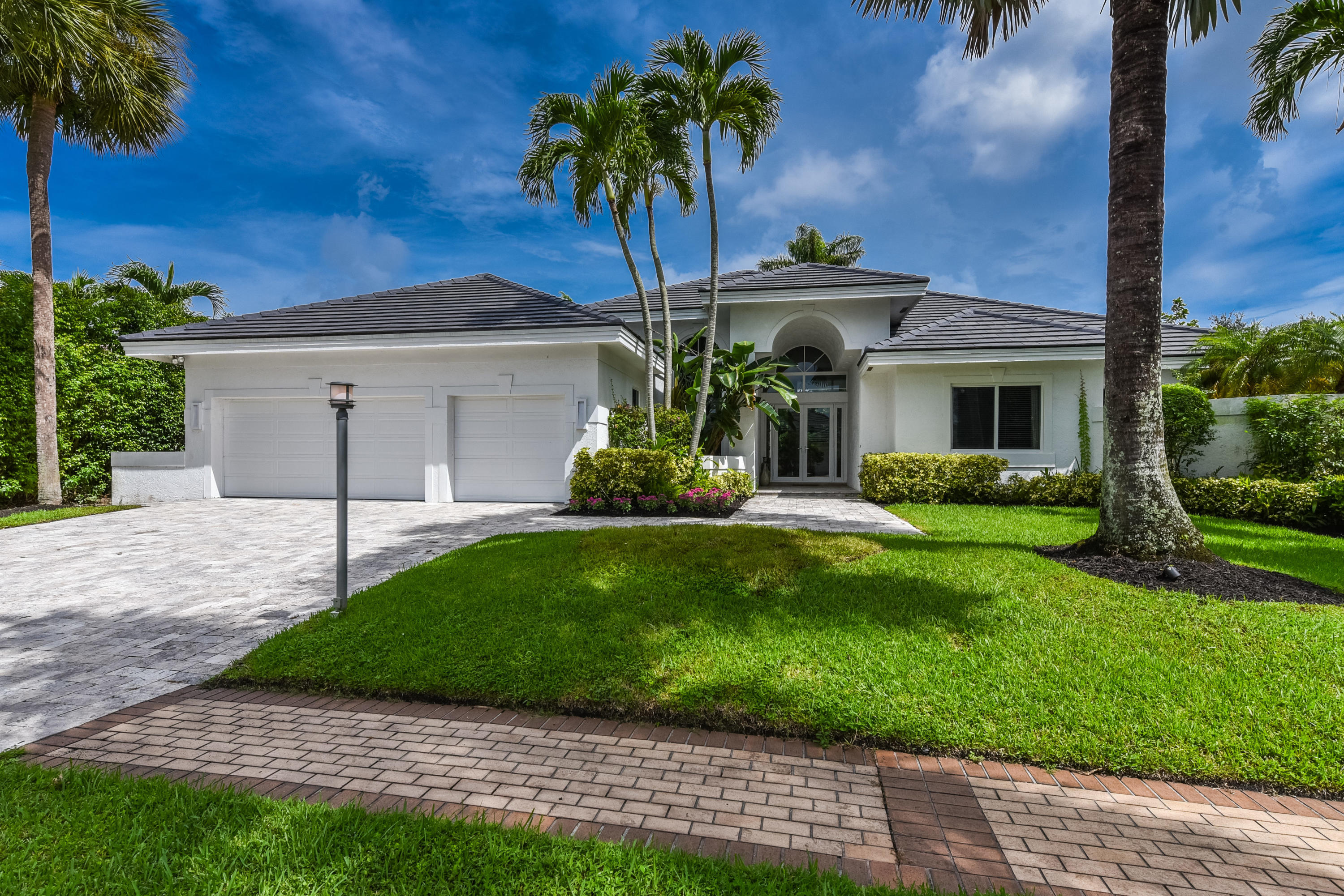 17576 Scarsdale Way Boca Raton, FL 33496 - Photo 2 of 67 exterior