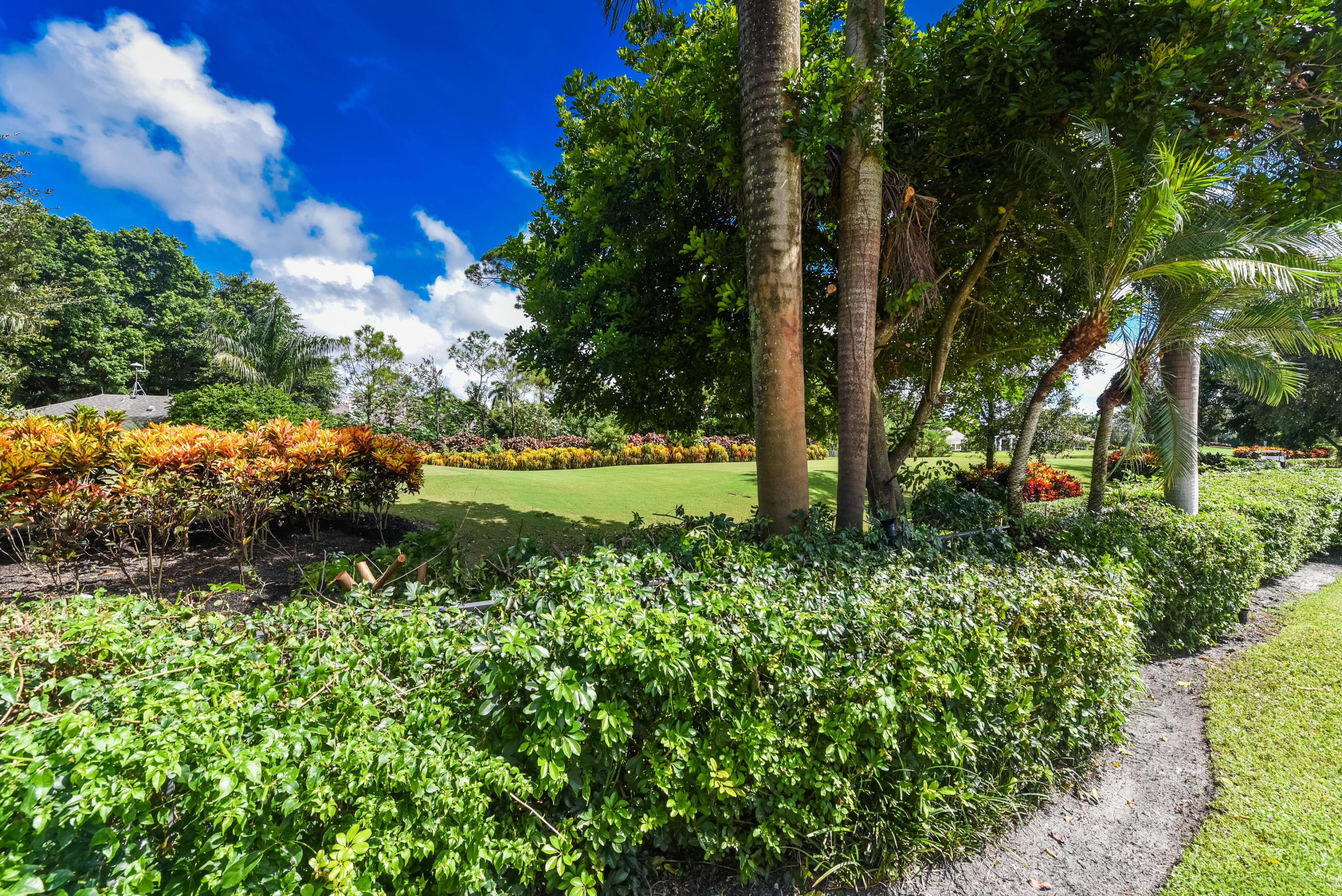 17576 Scarsdale Way Boca Raton, FL 33496 - Photo 32 of 67 golf course view