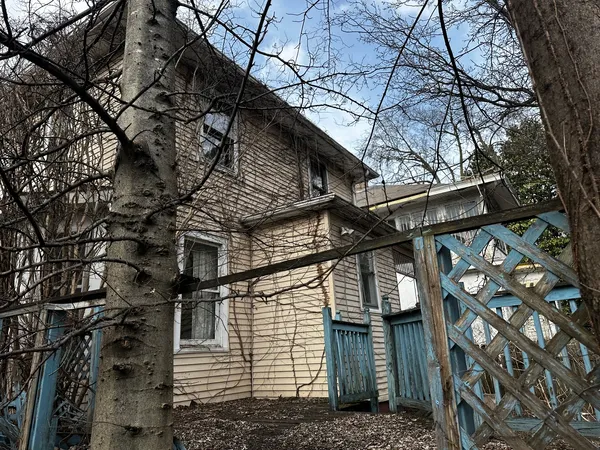 $7,500 | 617 27th Street, Cairo, IL 62914