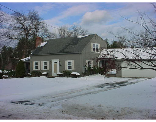 167 Whitaker Road Westfield, MA 01085 - Photo 3 of 17 Gallery Image 3
