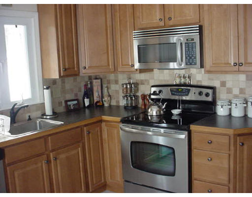 167 Whitaker Road Westfield, MA 01085 - Photo 4 of 17 Gallery Image 4