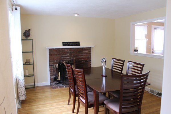 155 Salem Road Billerica, MA 01821 - Photo 5 of 30