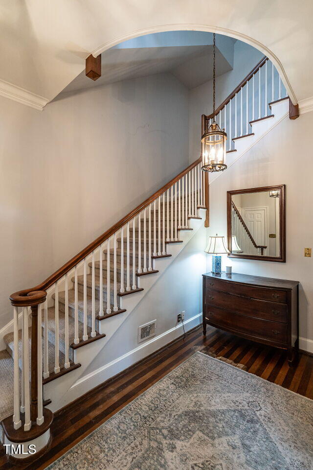 004-1280x960-foyer