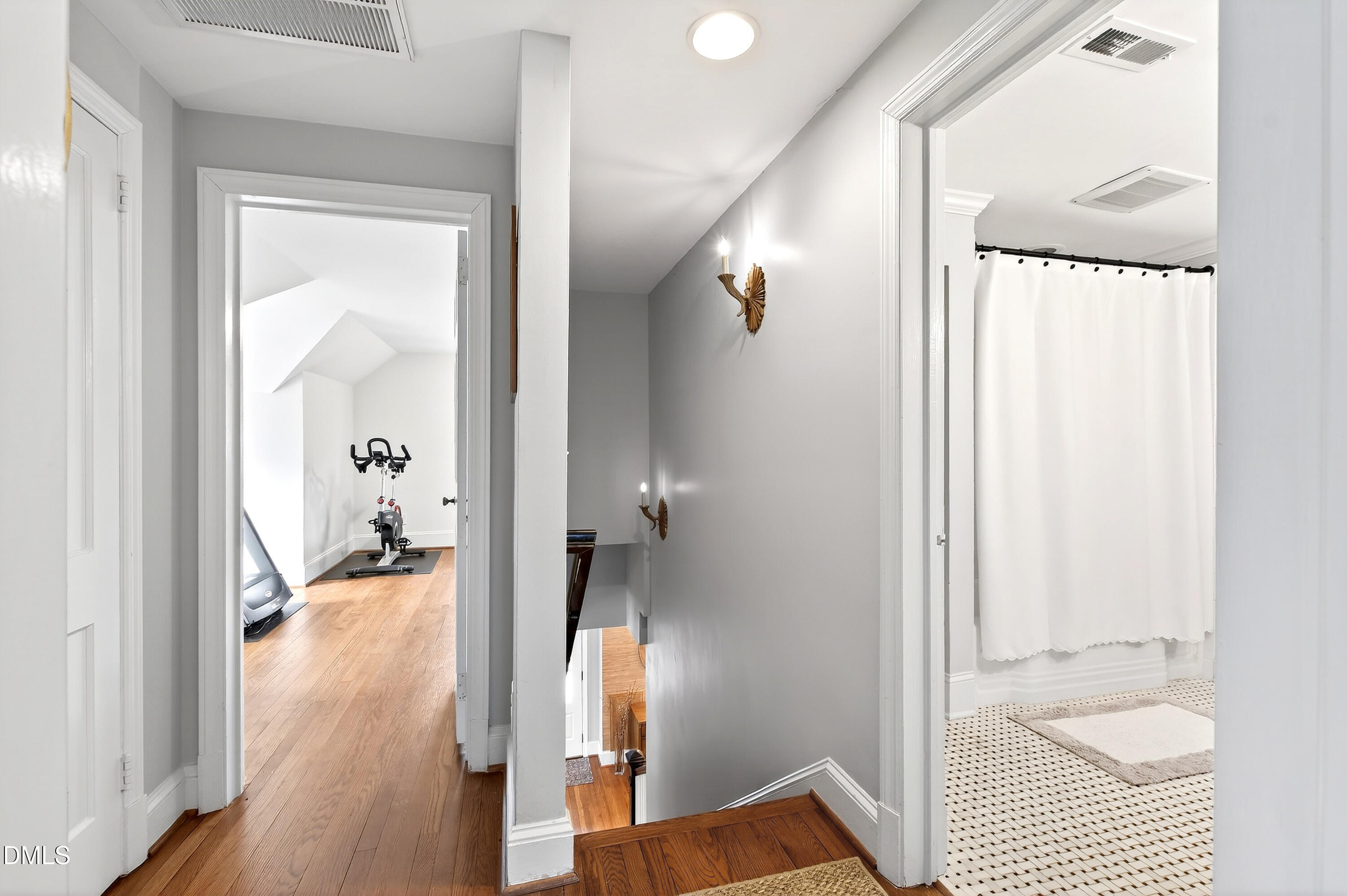 2622 Wells Avenue Raleigh, NC 27608 - Photo 48 of 65 Wells (38)